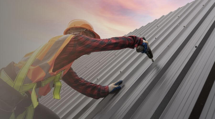 Professional gutter cleaning in Crystal City, TX